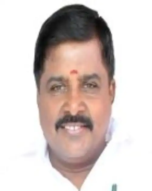 Nivedha M Murugan
